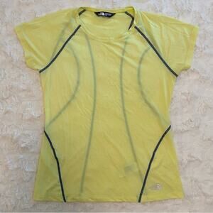 The North Face Short Sleeve Base layer Fitted Compression Shirt Size Medium